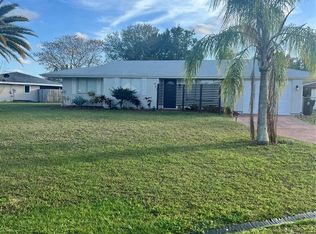 402 SW College Park Rd, Port Saint Lucie, FL 34953