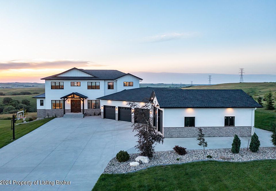 1st image of 330 Watercress Ave