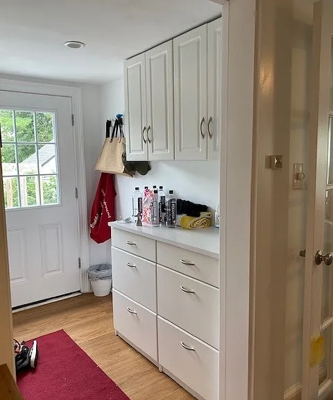 210 Howe St — Photo 36