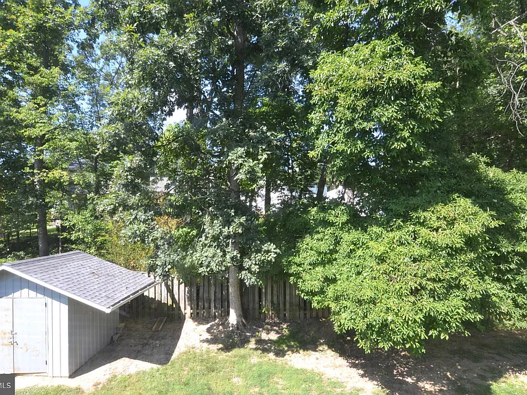 17312 Amity Dr — Photo 20