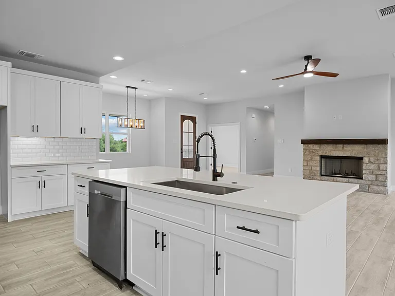 1350 Birch Ln — Photo 16