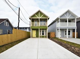 400 Spooner St, Pasadena, TX 77506