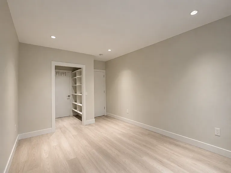 835 Prospect Ave — Photo 16
