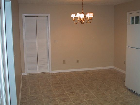 3rd image of 395 Concord Woods Dr SE