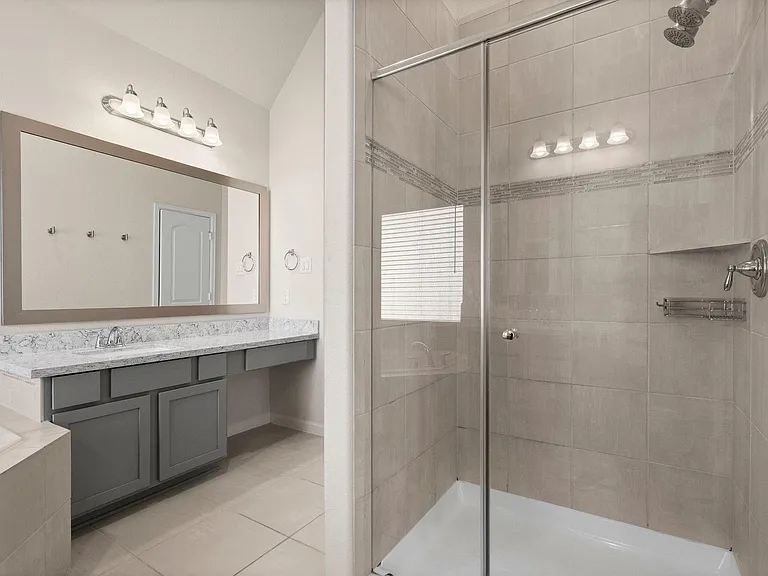 2021 Cambridge Heights Pl — Photo 16
