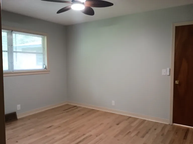 110 Willow Dr — Photo 23