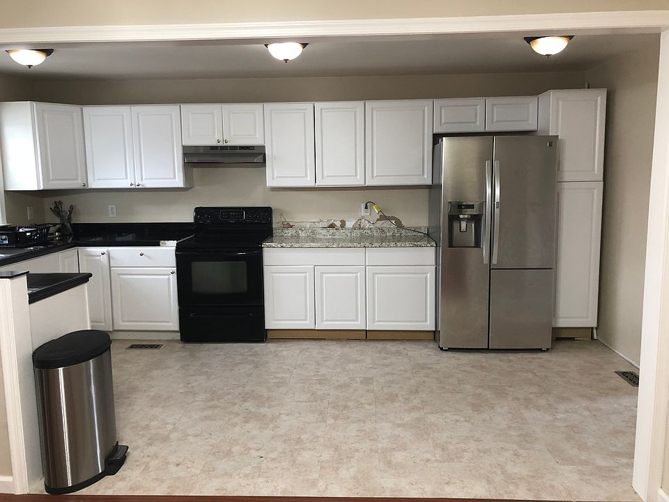 1st image of 92 Saint Croix Dr