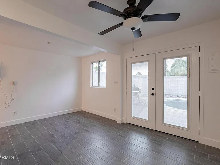 536 W 18th St — Photo 28