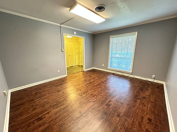 2nd image of 8409 W Wilderness Way