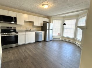 565 White Mountain Hwy, Milton, NH 03851