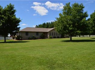 2462 Blue Spring Rd, Decherd, TN 37324