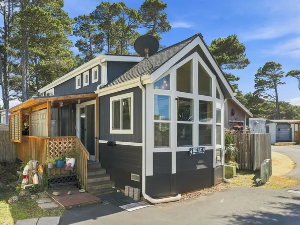 4875 N Highway 101 #38, Depoe Bay, OR 97341