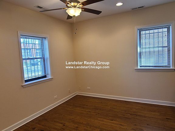4th image of 1819 W Leland Ave #G