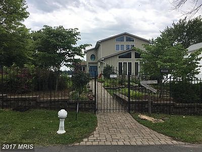 1st image of 39593 Potomac Ave