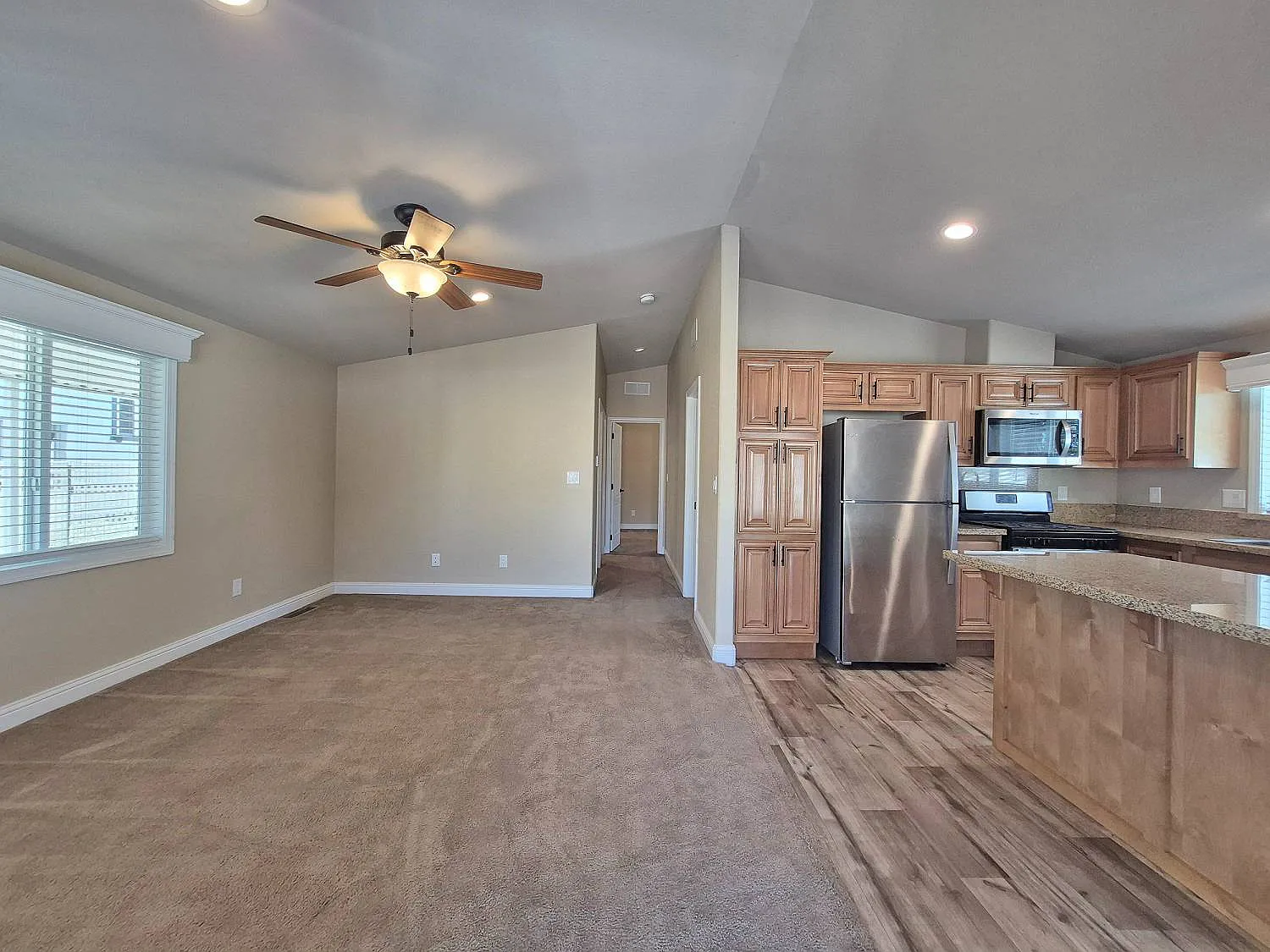 2 bed, 2.0 bath, 820 sqft, $1,699 — Photo 2