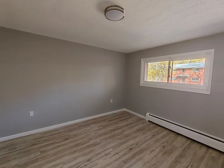 15 Racebrook Rd #15A — Photo 11