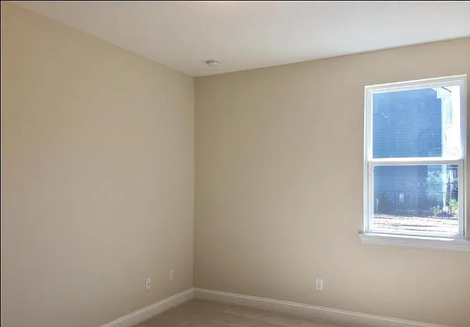 273 Southern Oak Dr — Photo 11