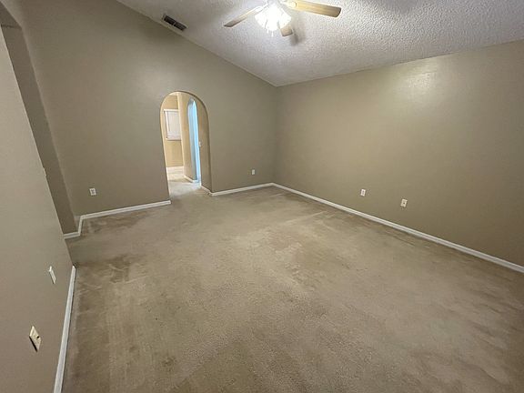 2nd image of 3715 Stonefield Dr #1