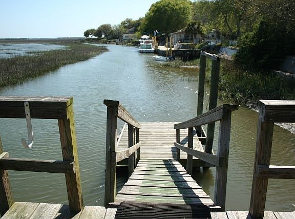 Ramp down to Floating Dock