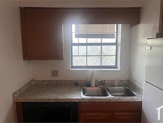 5th image of 1597 Kay Ave