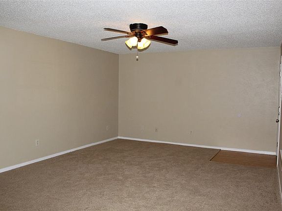 4th image of 108 Ramada Ave #108