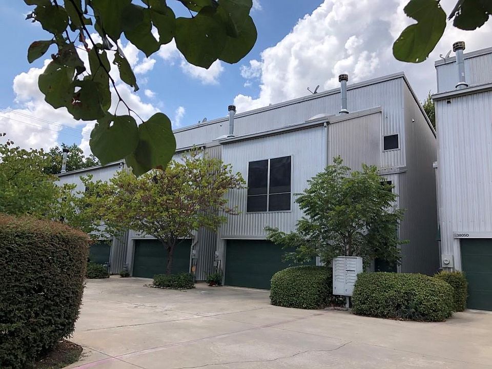 2nd image of 3805 San Jacinto St APT C