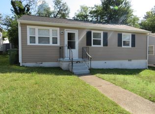 327 S 13th Ave, Hopewell, VA 23860