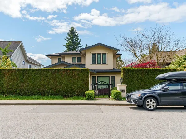 1260 Kings Ave, West Vancouver, BC V7T 2C4