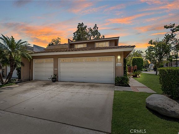 2nd image of 24662 Toledo Ln