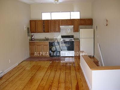 2nd image of 49 Symphony Rd #U27
