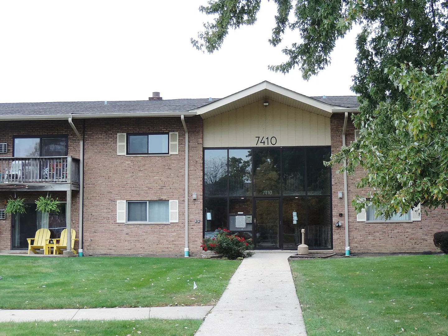 1 bed, 725 sqft, $1,600 — Photo 2