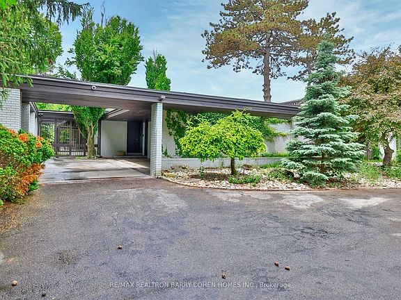 2nd image of 14 Park Lane Cir