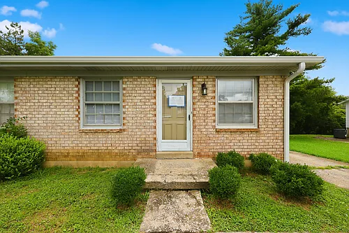 3215 Aqueduct Dr #B Photo 1