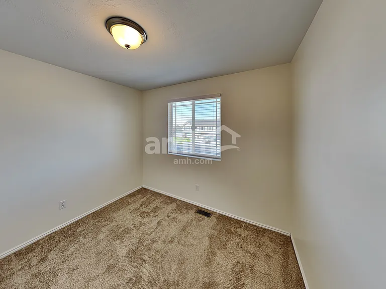 3681 W 4525 S — Photo 12