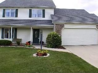 426 Cameron Hill Pl, Fort Wayne, IN 46804