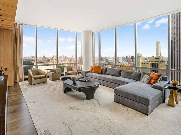 5th image of 157 W 57th St APT 47C