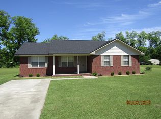 143 Lee Williams Dr, Baconton, GA 31716