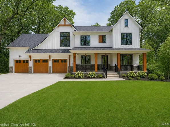 4375 Derry Rd, Bloomfield Hills, MI 48302