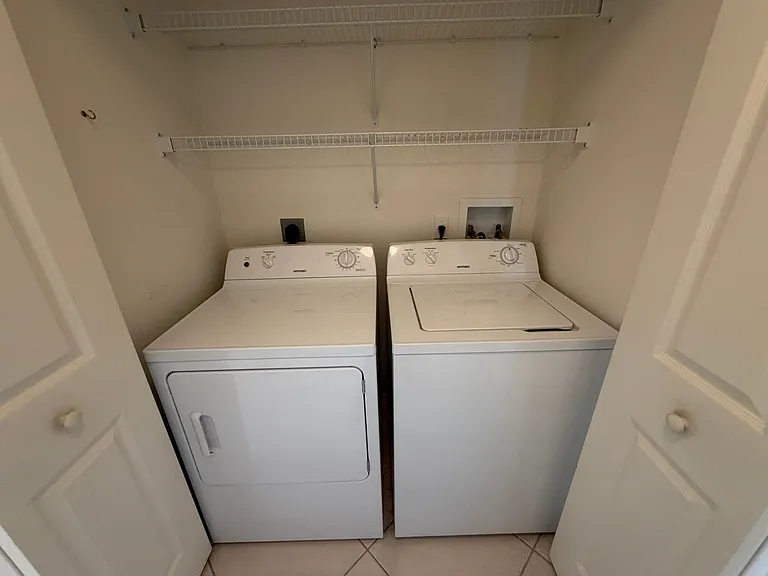 330 Robin Hood Cir #102 — Photo 23