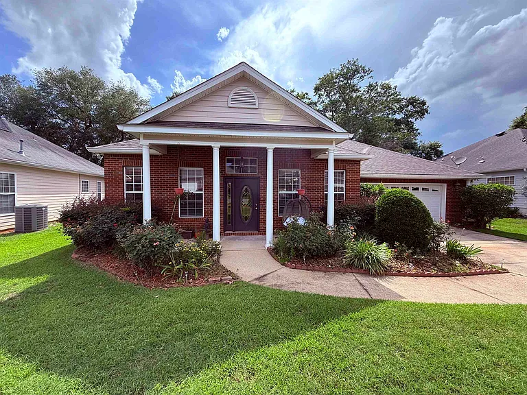 1148 Stony Creek Way — Photo 2