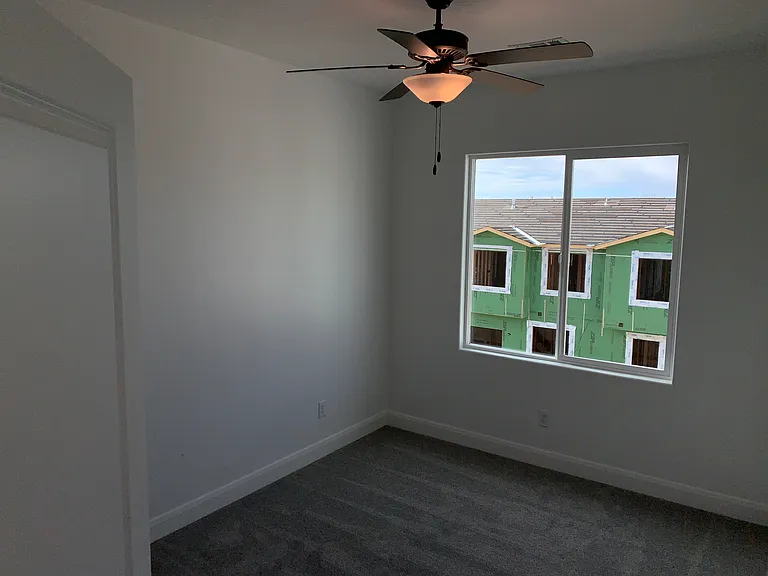 2477 W 350 N — Photo 13