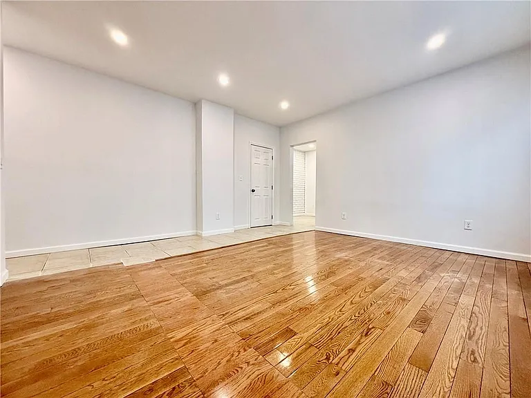 8689 15th Ave #1 — Photo 3