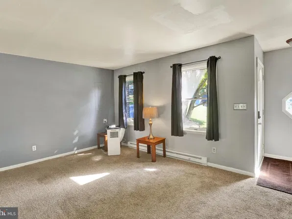 202 Green St, Parkesburg, PA 19365