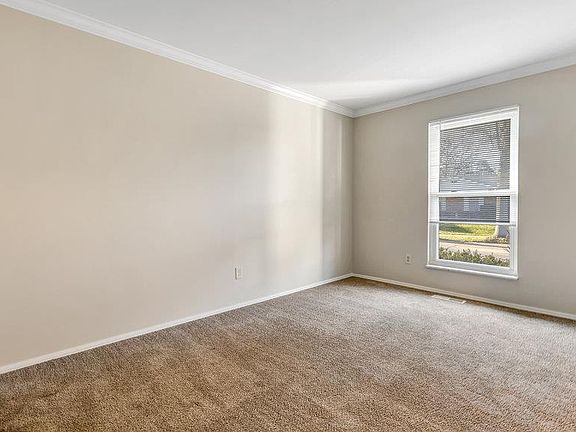 5th image of 3736 Argonne Forest Dr