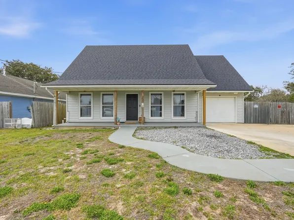231 Michael Ave, Mary Esther, FL 32569