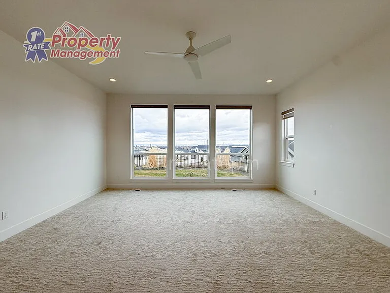 3024 E Parulo Dr — Photo 22