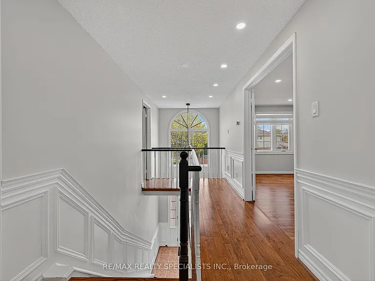 19 Longyear Dr — Photo 24