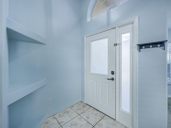 2nd image of 10066 Doriath Cir