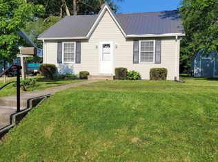 958 S Shank St, Portland, IN