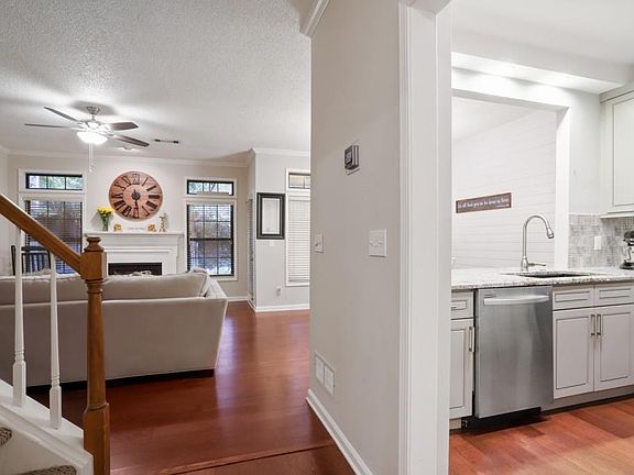 3rd image of 608 Granby Hill Pl